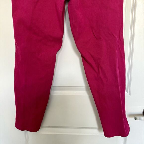 Elite Jeans Distressed Fuchsia Jeans Plus Size 16 Ripped Leg Cropped Capris - Picture 7 of 11